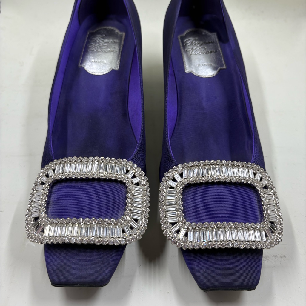 Roger Vivier Heels With Crystal Buckle